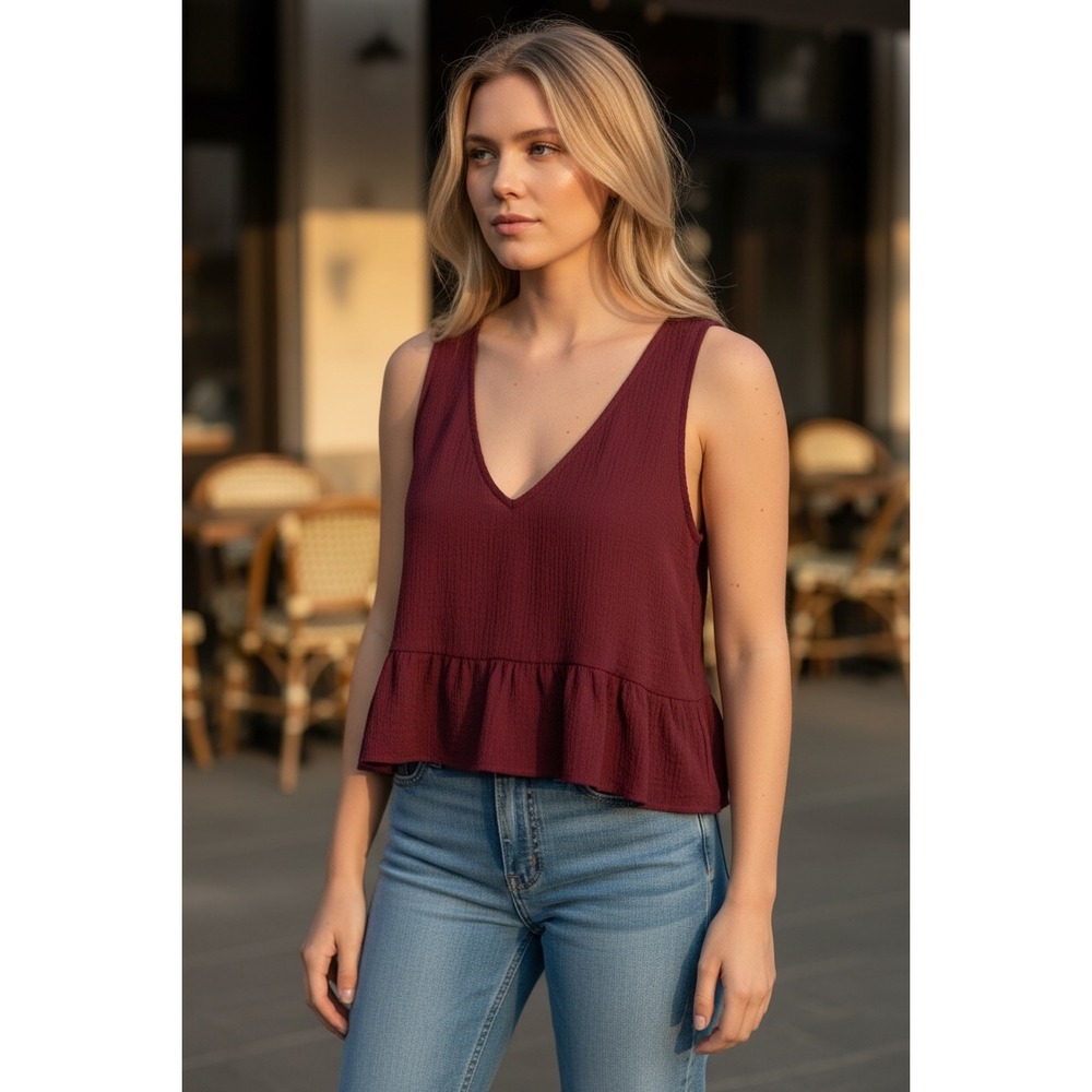 Cloud Ten Burgundy V Neck Peplum Tank Top Women's Medium